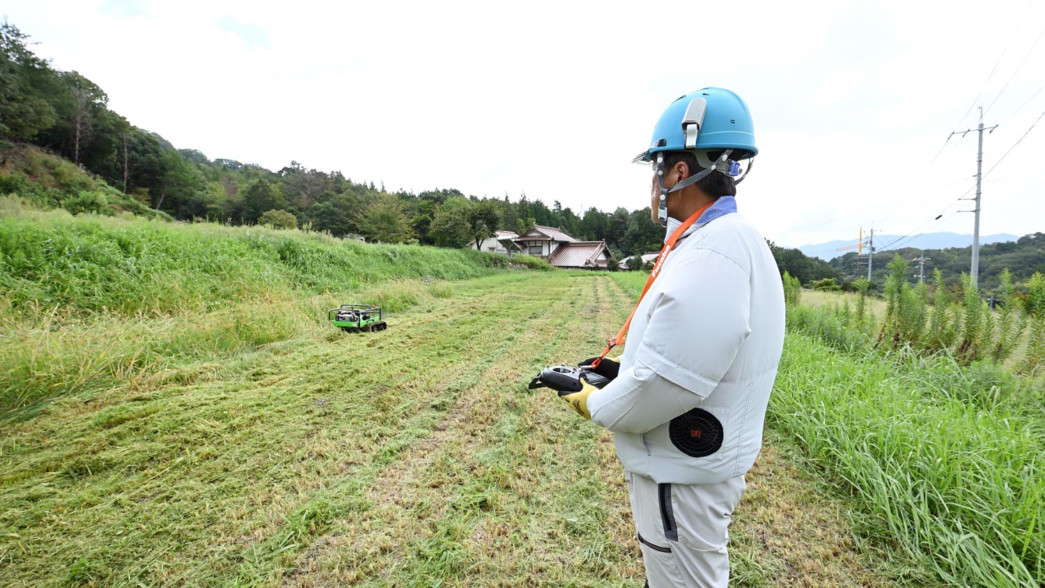 広島草刈.com ラジコン草刈機での草刈り